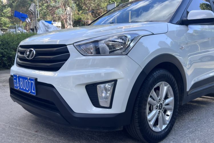 Used Hyundai ix25 2015 1.6L Automatic Two-Wheel Drive Fashionable GS Model Exterior 7