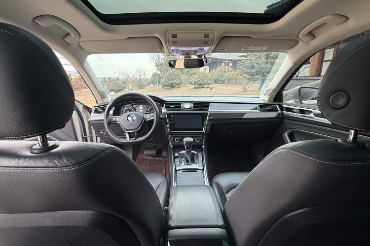 Used Volkswagen Phideon 2018 Revised Version 380TSI Two-Wheel Drive Business Edition