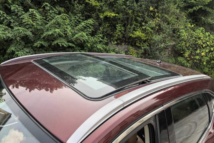 Used Soueast DX7 2015 1.5T Manual Luxury Model
