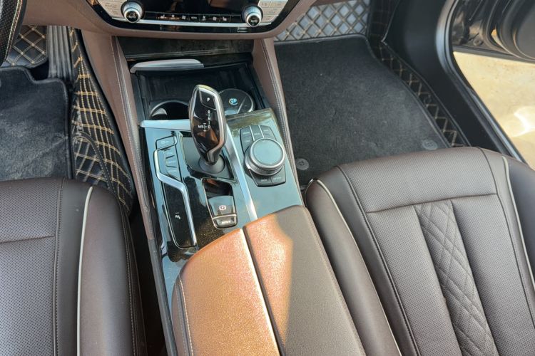 Used BMW 5 Series 2022 Restyled 530Li Leading Edition M Sport Package