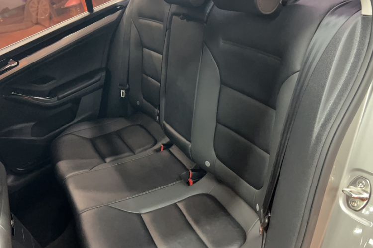 Used Volkswagen Sagitar 2015 1.6L Automatic Comfort Model