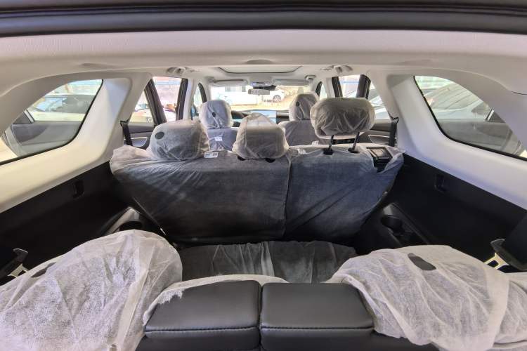 Used Changan CS75 2026 Model PRO 1.5T DCT Prestige 7-Seater
