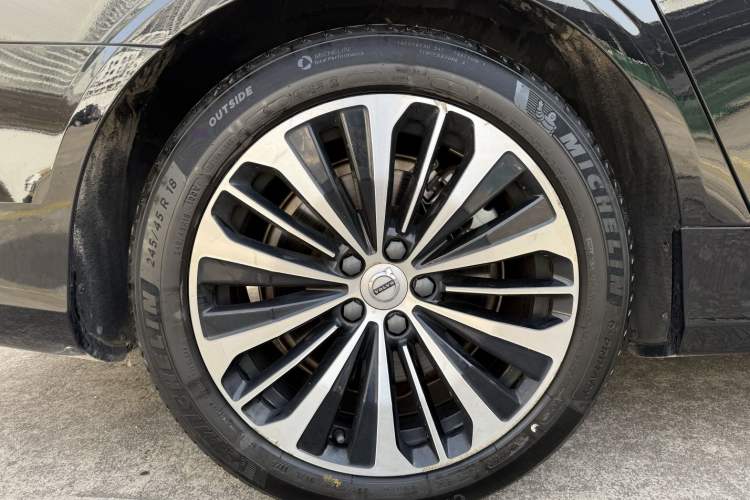 Used Volvo S90 2023 B5 Zhiyi Luxury Edition