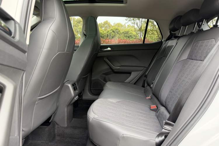 Used Volkswagen T-Cross 2019 280TSI DSG Comfort Edition Interior 10