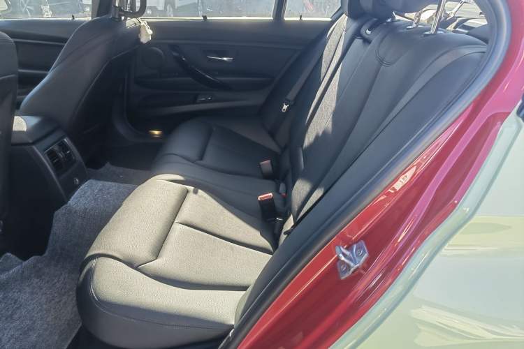 Used BMW 3 Series 2018 320Li Leading Model M Sport Package