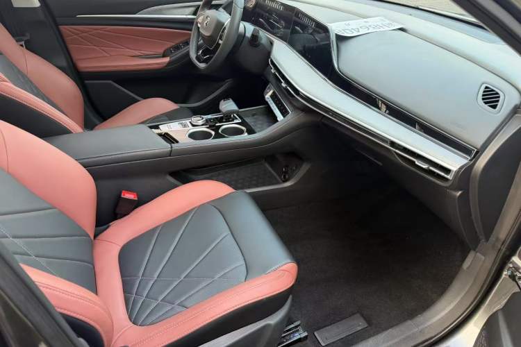 Used Changan Eado 2023 Changan Edition PLUS Blue Whale NE 1.4T GDI DCT Prestige Version