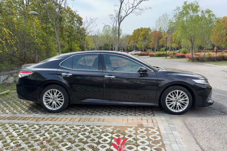 Used Toyota Camry 2019 2.5G Luxury Edition China VI Standard Exterior 4