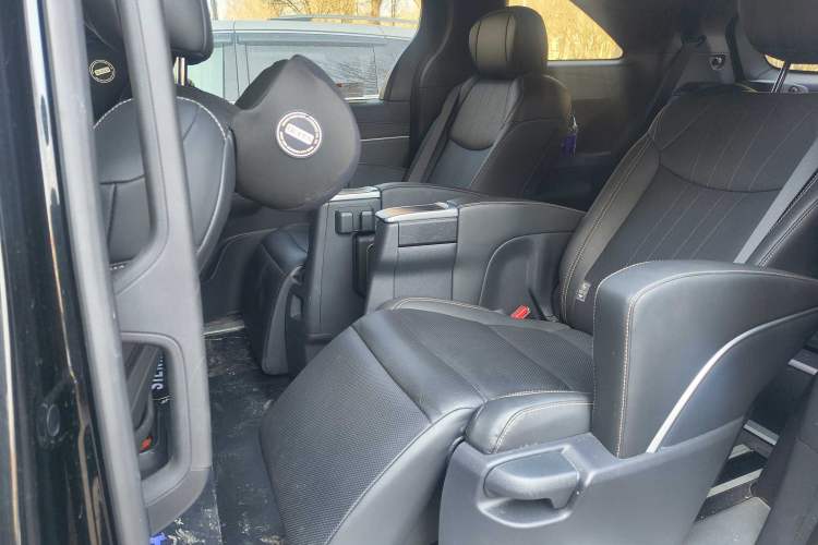 Used Toyota Sienna 2024 2.5L Hybrid Luxury Edition