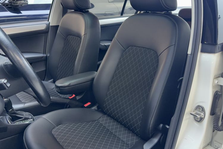 Used Skoda Rapid 2018 1.6L Automatic Comfort Edition Left Front Seat