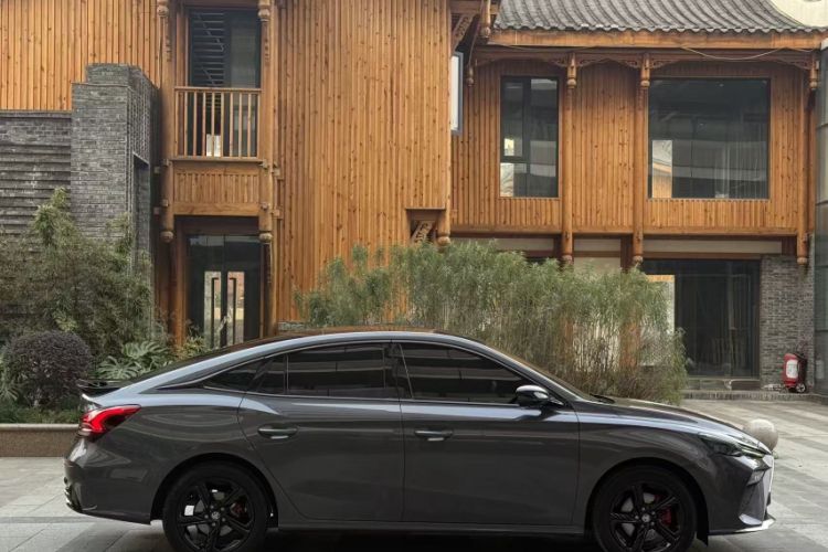 Used MG 5 Scorpio 2022 1.5T Trophy Sport Flagship Edition