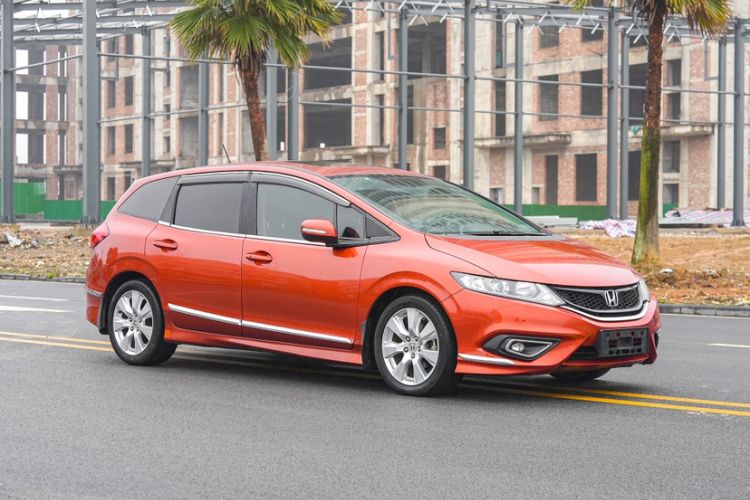 Used Honda Jade 2014 1.8L Automatic Comfort Elite Version 5 Seats