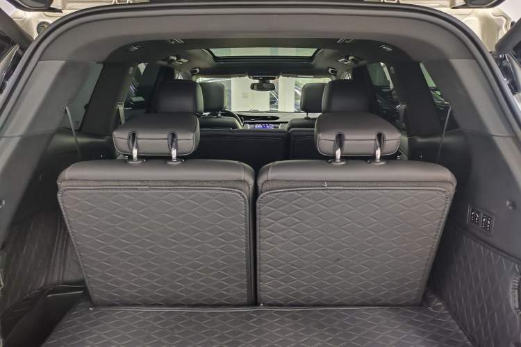 Used Cadillac XT6 2022 2.0T 7-Seater Two-Wheel Drive Luxury Version
