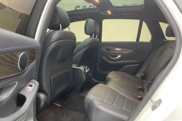 Used Mercedes-Benz GLC 2020 GLC 300 L 4MATIC Dynamic Edition Interior 3