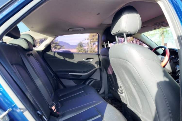 Used Hyundai Lafesta 2019 280TGDi Smart Speed Version China VI Standard Interior 3