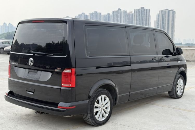 Used Volkswagen Caravelle 2017 2.0 TSI 4x4 Comfort Edition 7-Seater
