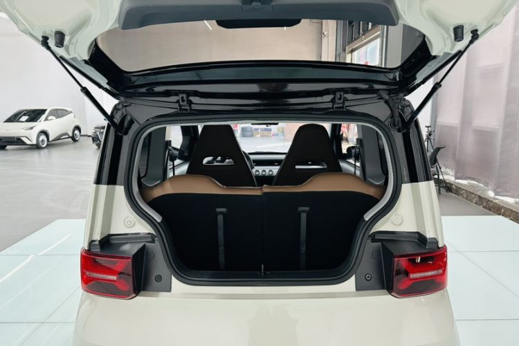 Used Wuling Hongguang MINIEV 2022 GAMEBOY 200km Gaming Edition with Lithium Iron Phosphate