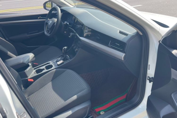 Used Volkswagen Bora 2020 1.5L Automatic Fashion Edition Interior 9