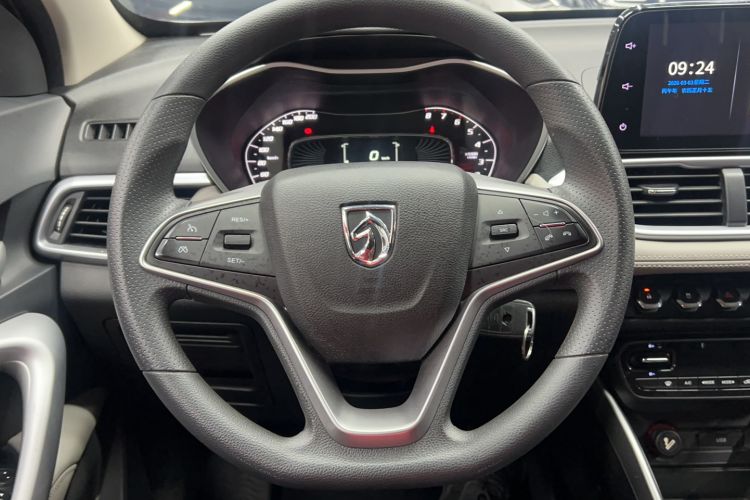 Used Baojun 510 2019 1.5L Manual Enjoyment Model 77kW China VI Emission Standard
