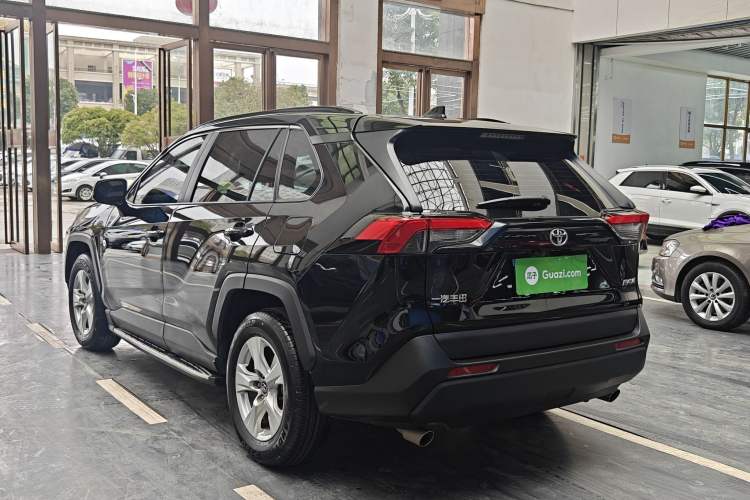 Used Toyota RAV4 2023 2.0L CVT Two-Wheel Drive Urban Edition