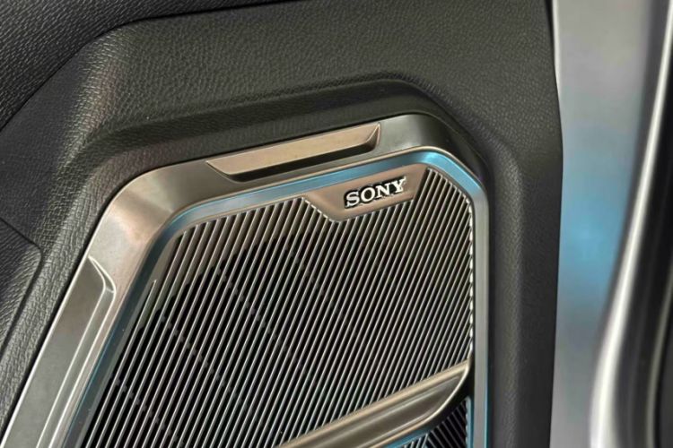 Used JETOUR Traveler 2023 2.0T All-Wheel Drive CrossPRO+ Exterior 5