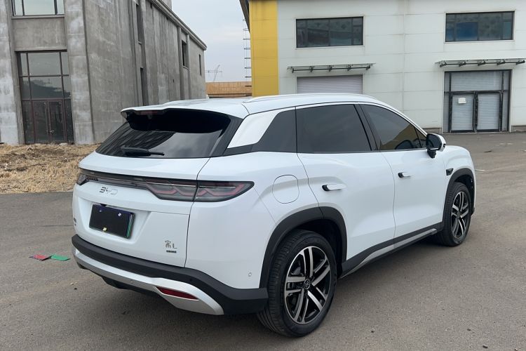 Used BYD Song L DM-i 2025 Intelligent Driving Version 112 km Beyond-Range Type Exterior 6