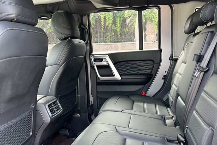 Used BAIC Off-Road BJ40 2021 2.0T Automatic Four-Wheel Drive Ring the Tower Champion Edition