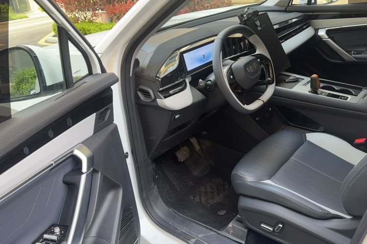 Used Geely Auto FX11 2024 1.5TD DCT Prestige Edition
