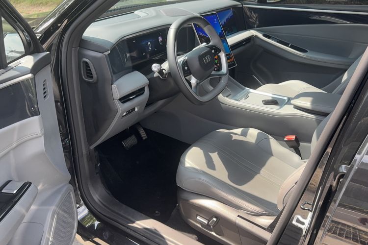 Used Geely Galaxy L7 2025 EM-i 115km Exploration Edition Driver Seat