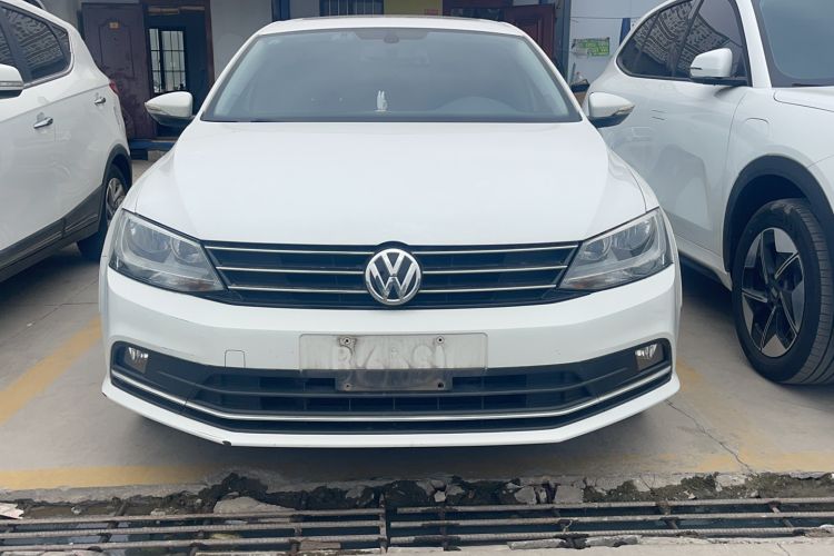 Used Volkswagen Sagitar 2018 1.6L Manual Comfort Model
