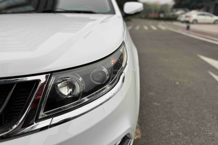 Used Geely Auto Vision 2017 1.5L Automatic Happiness Edition Exterior 12