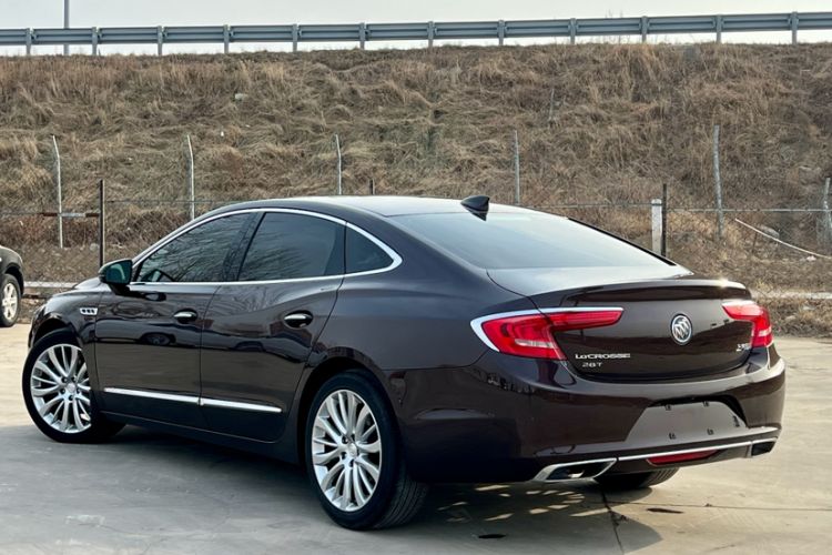 Used Buick LaCrosse 2018 28T Luxury Model
