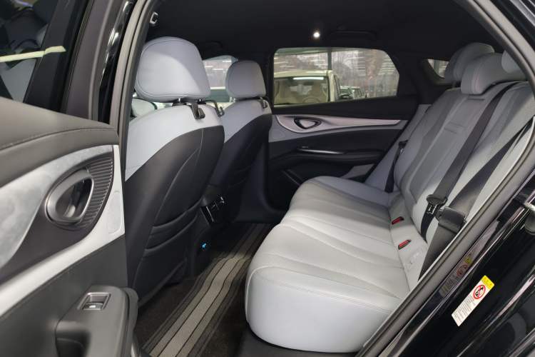 Used BYD Seal 2023 DM-i 1.5L 121km Elite Model