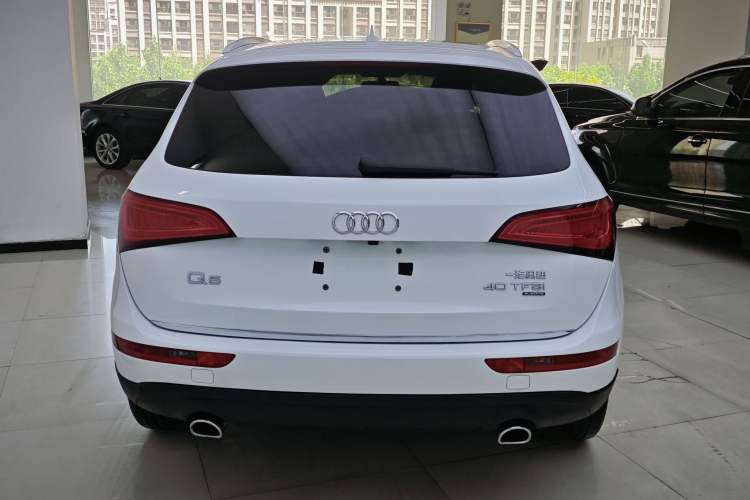 Used Audi Q5 2016 40 TFSI Comfort Model Exterior 2