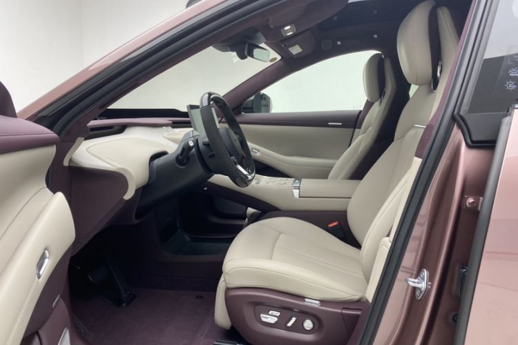 Used Xiaomi Auto YU7 2025 Ultra-Long Range High-Performance All-Wheel-Drive Max Edition