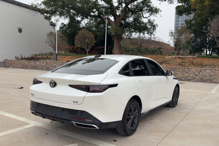 Used Changan Eado DD 2023 Blue Whale NE 1.5T GDI DCT Enjoy Edition
