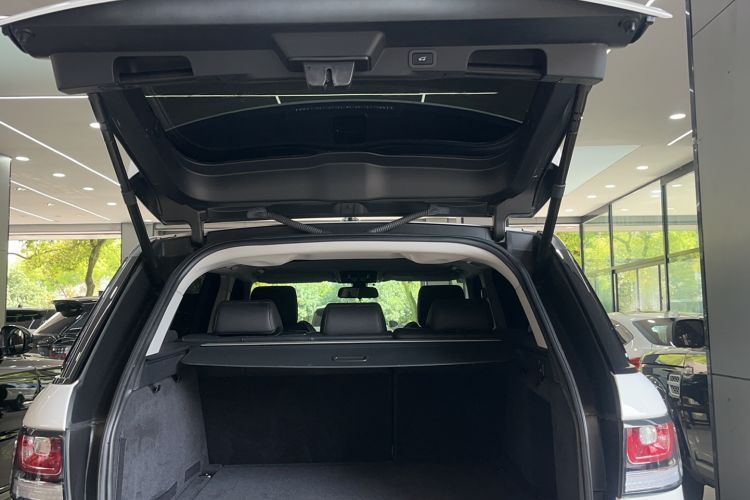 Used Land Rover Range Sport 2016 3.0 SC V6 SE Trunk