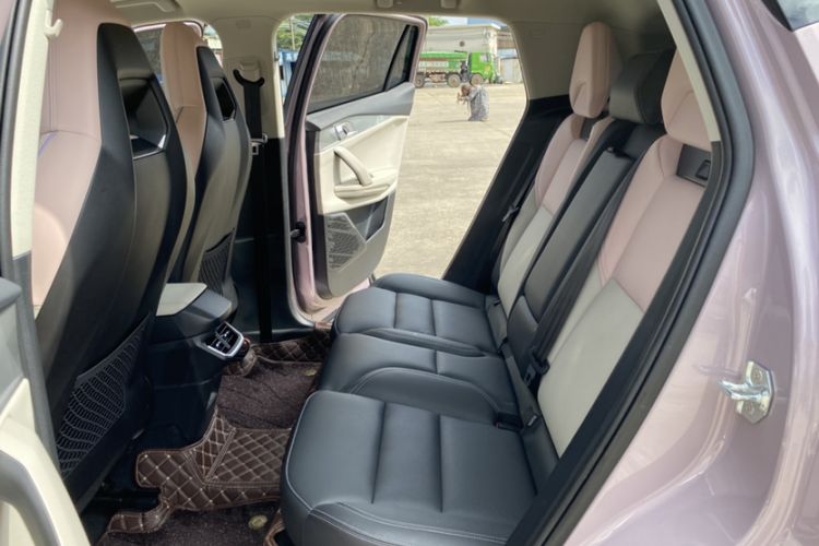 Used Lynk & Co 06 EM-P 2023 1.5T Remix PHEV Shero