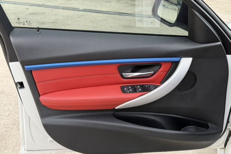 Used BMW 3 Series 2019 320i M Sport Package
