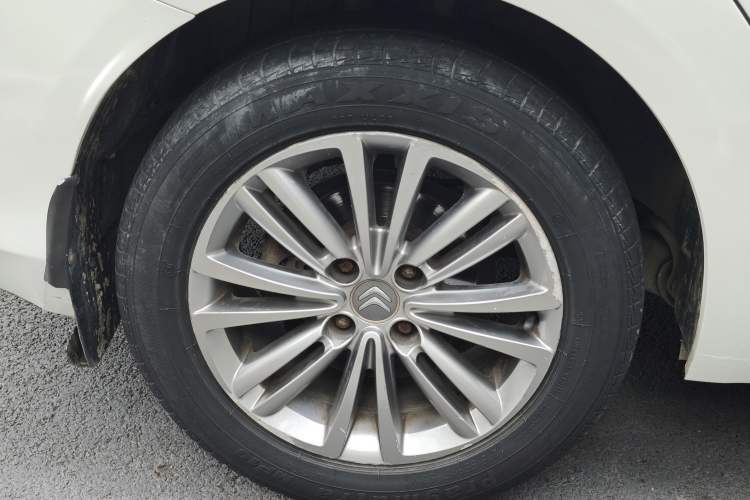 Used Citroen C4L 2015 1.8L Automatic Luxury Edition Exterior 7