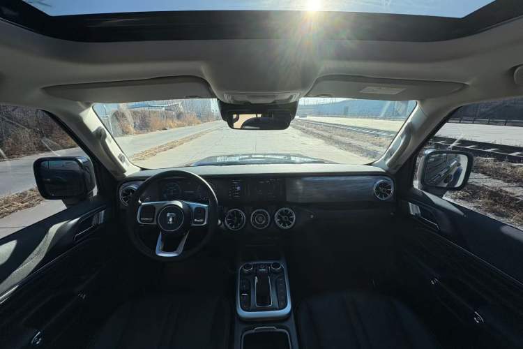 Used Tank 300 2021 City Edition 2.0T—Truly Stylish
