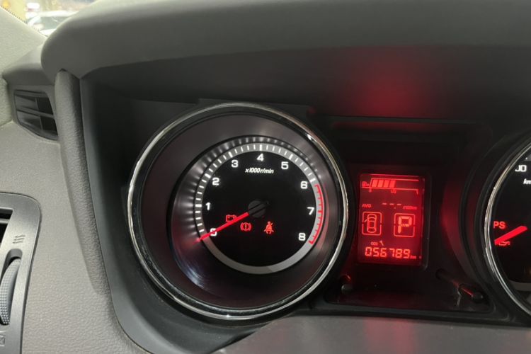 Used Dongfeng Aeolus A60 2014 1.6L Automatic Luxury Model
