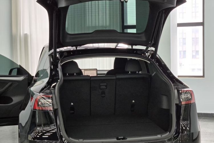 Used Tesla Model Y 2024 Rear-Wheel-Drive Version