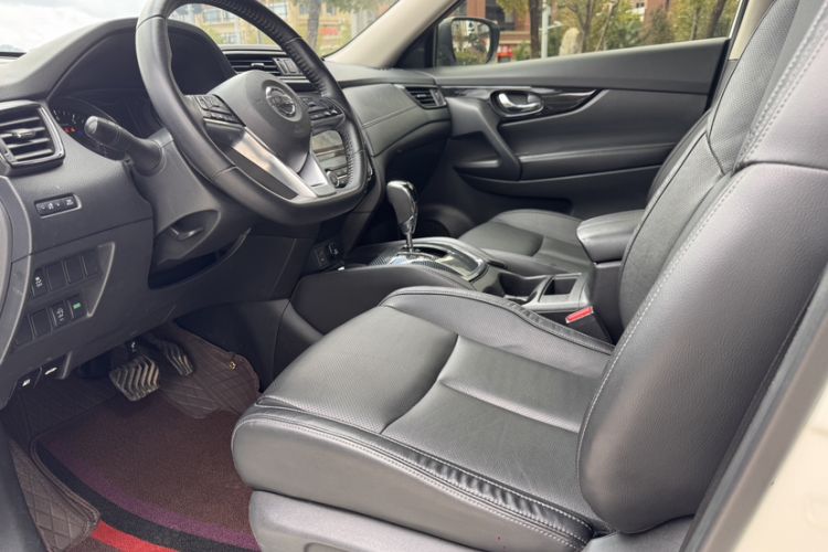 Used Nissan X-Trail 2019 2.5L CVT Smart Connect Luxury Edition 4WD