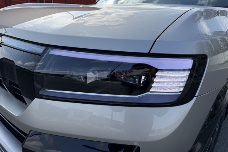 Used Formula Leopard Leopard 8 2025 Smart & Brave Flagship Edition 6 Seats
