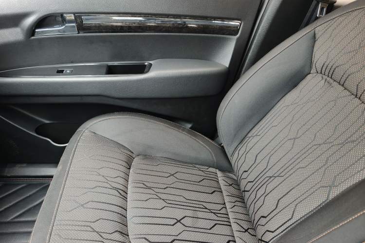 Used Land X8 2015 Explorer Edition 2.0T Diesel 4x4 Luxury Model