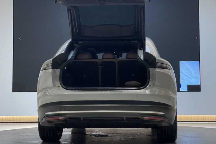 Used Nio EC6 2024 75 kWh Trunk