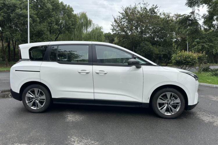 Used Bestune NAT 2023 PRO Comfortable Travel Battery-Swap Version 401km