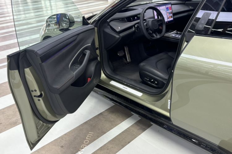 Used Xiaomi Auto SU7 2024 Four-Wheel Drive Ultra-Long Range Advanced Intelligent Driving Max Edition