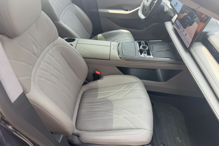 Used Geely Galaxy 8 2025 130km EM-P Starship Edition Right Front Seat
