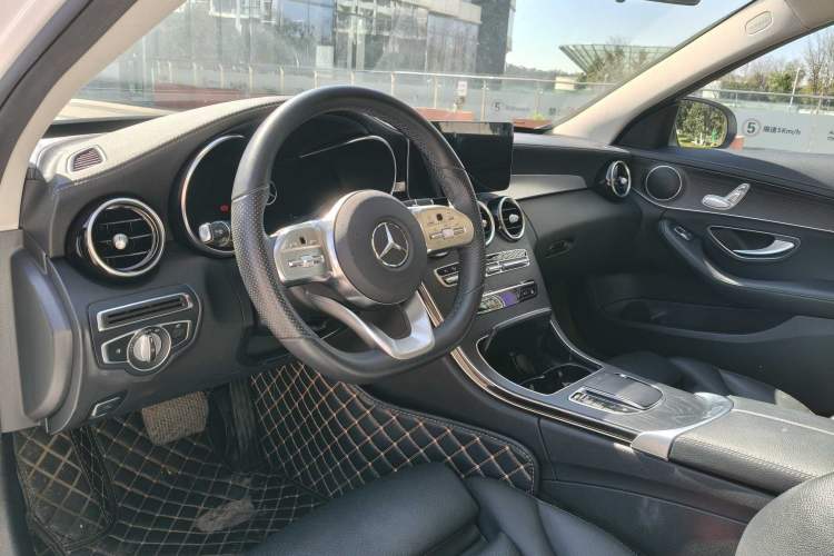 Used Mercedes-Benz C-Class 2021 C 200 L Fashion Edition Sport Version Interior 5